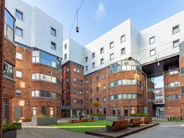 Entire apartment in residence at Newport Rd, Cardiff CF24 0AN, United Kingdom, image 23 of 24