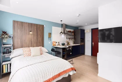 Private room at Windsor Place, image 1 of 10
