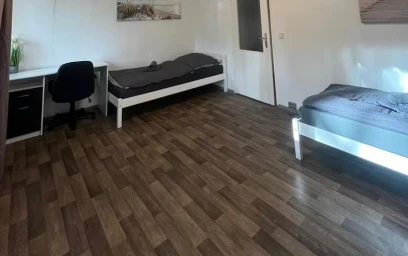 Entire apartment at Moldaustraße, Bezirk Lichtenberg, image 7 of 10