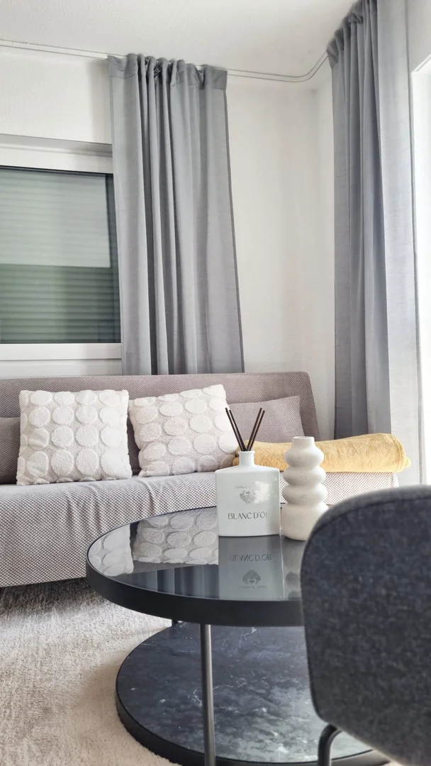 Habitación para estudiantes en  con área de estudio y facilidades compartidas