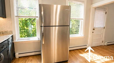 Całe miejsce w rezydencji 20, Trenton St., Unit 1, East Boston, Boston, MA, 02128, obraz 1 16
