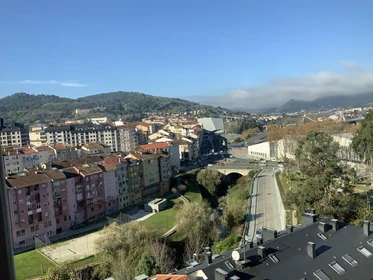 Renting rooms by the month in Ourense