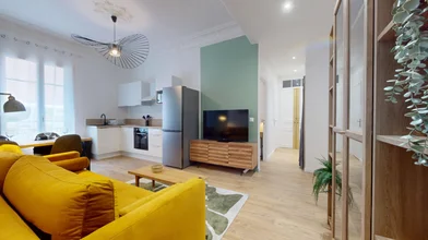 Stanza privata in 9 Rue Grand Pin, immagine 2 di 15