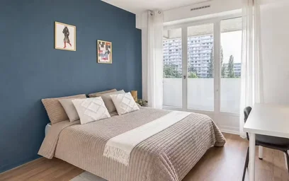 Room for rent in a shared flat in {area}