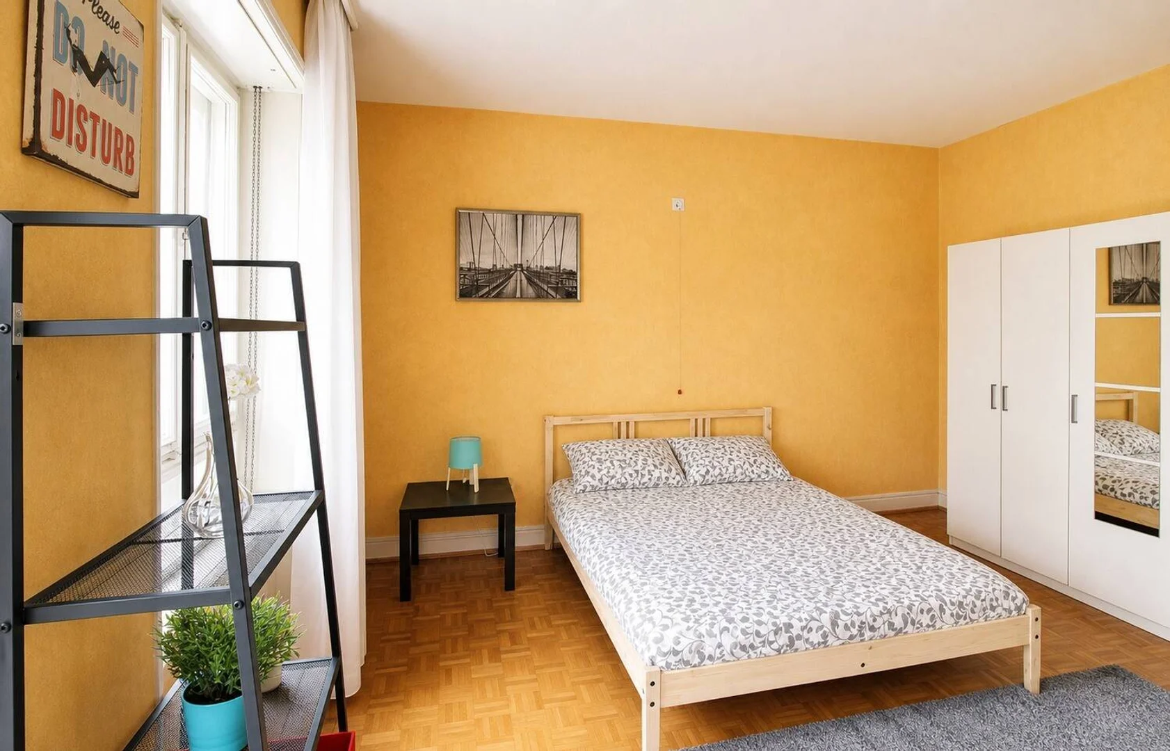 Budget-friendly student room close to campus in 