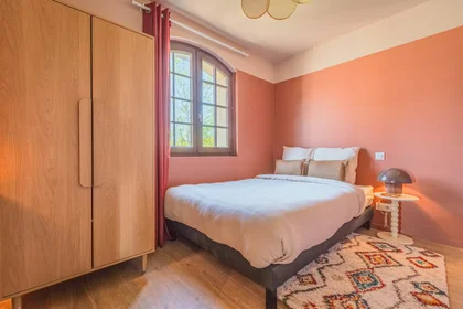 私人房间 在 Quai de Halage, Buttes-Halage, 10的图像1