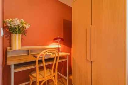 私人房间 在 Quai de Halage, Buttes-Halage, 10的图像4