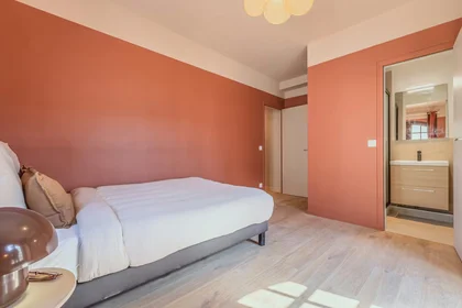 Stanza privata in Quai de Halage, Buttes-Halage, immagine 3 di 10