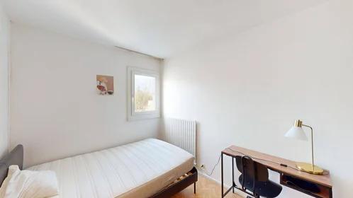 Habitación privada en Évry, 91000, imagen 9 de 11