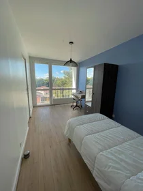 Private room at Cergy, 95000, image 11 of 24
