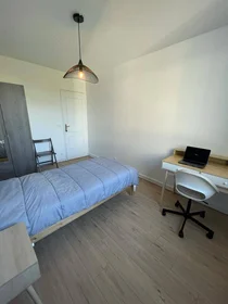 Private room at Cergy, 95000, image 18 of 24
