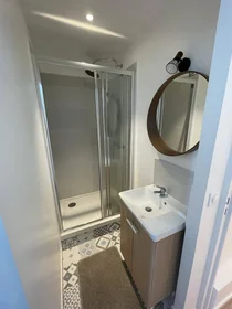 Private room at Cergy, 95000, image 22 of 24