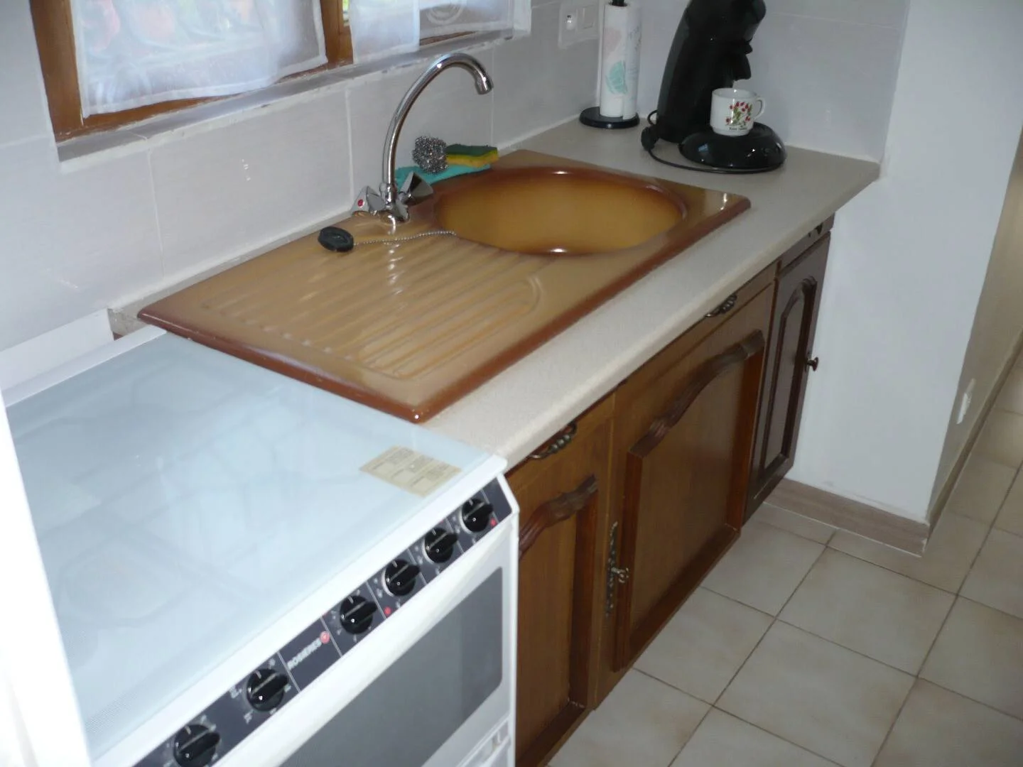 Habitación estudiantil amplia y cómoda en 