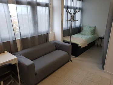 Quarto privado em Évry, 91000, imagem 1 de 10