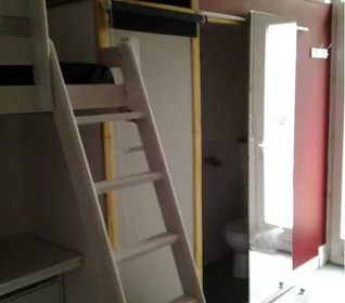 Private room at Le havre, 76600, image 1 of 10