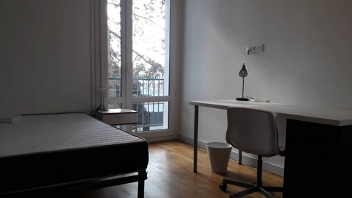 Habitación en alquiler con cama doble Rennes