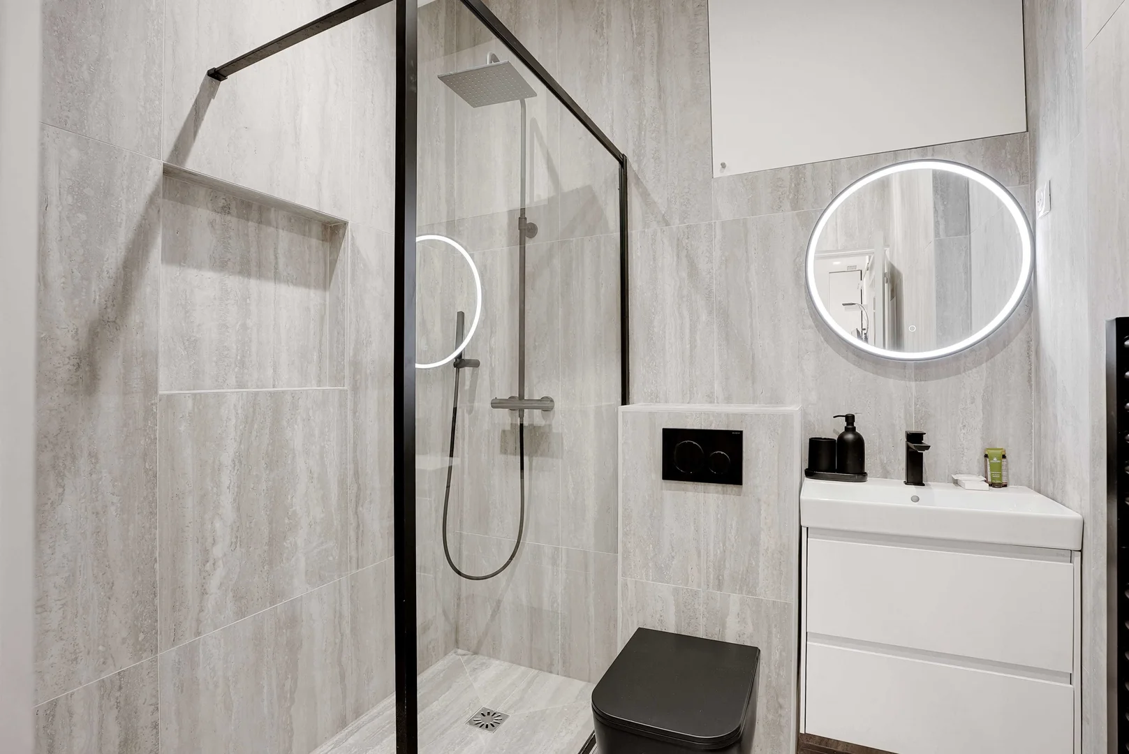 设施齐全的现代化学生单间公寓