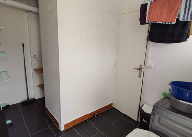 Helles Privatzimmer in Angers