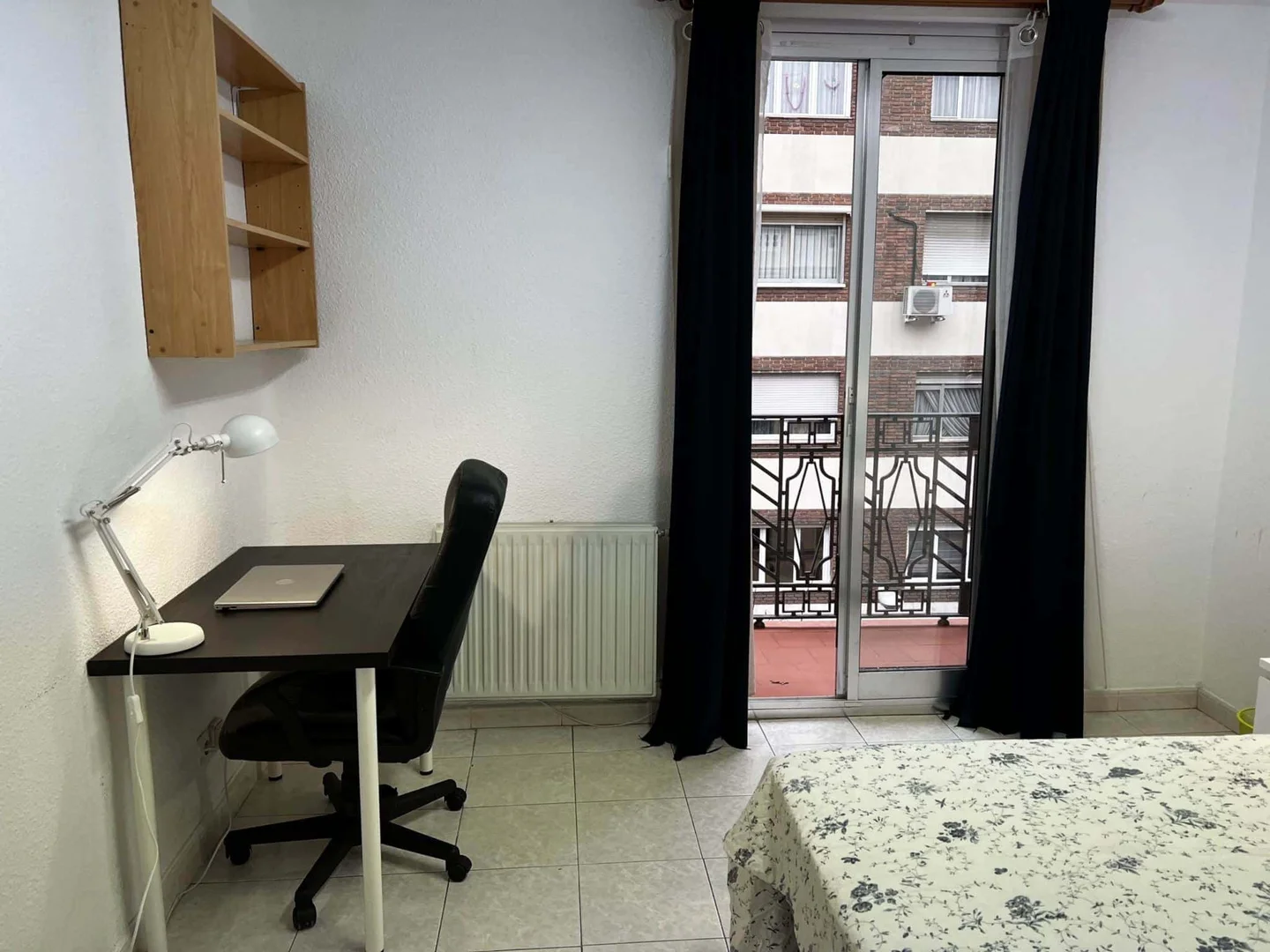 Studentenfreundliches Zimmer in  mit modernen Annehmlichkeiten