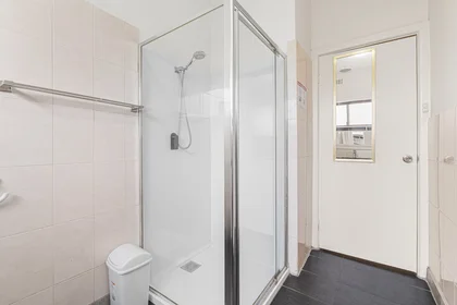 Quarto compartilhado em residência em 18 Waverley Rd, Chadstone VIC 3148, Australia, imagem 21 de 22