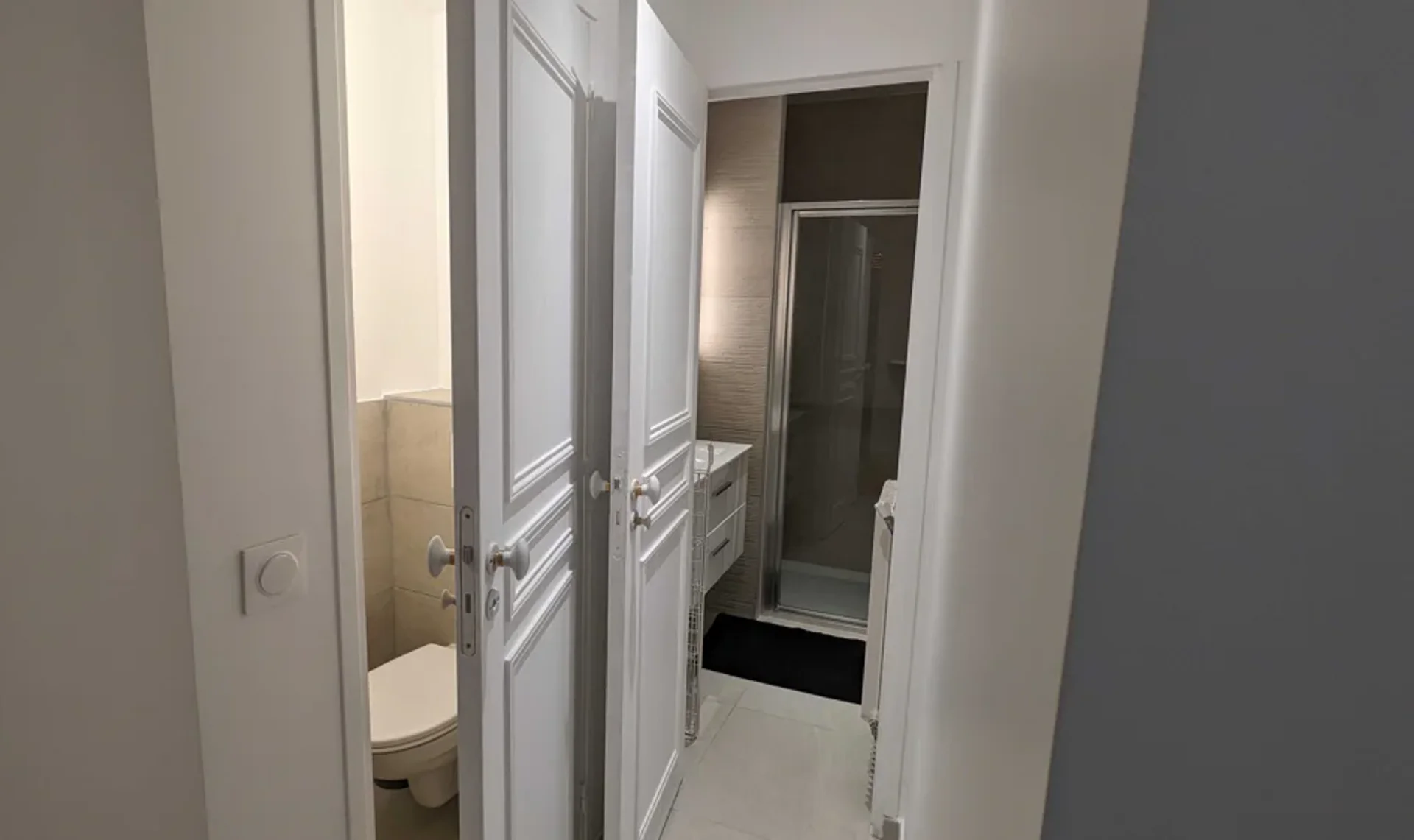 Chambre d'étudiant confortable et spacieuse dans 