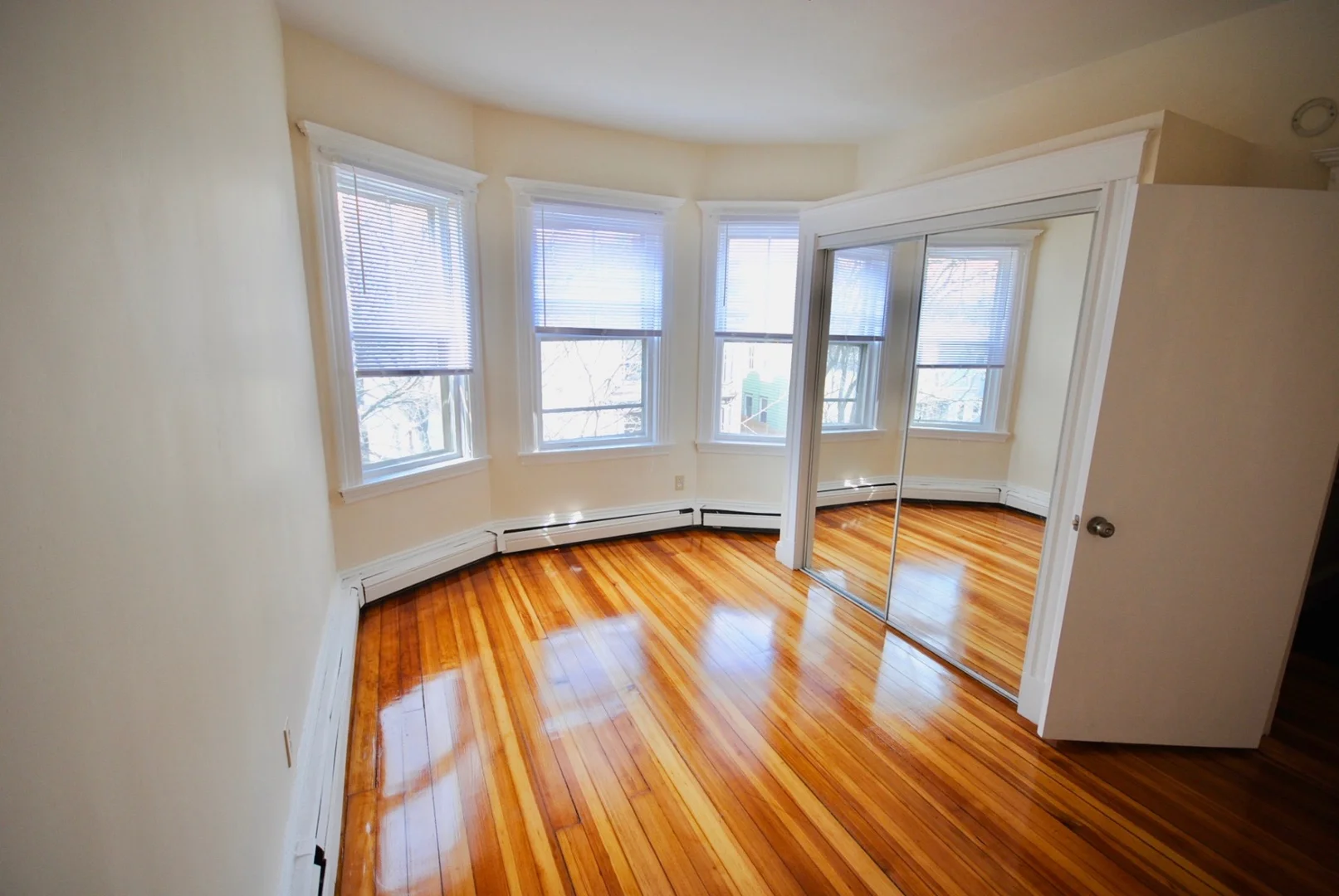 119, Lexington St., Unit 3R, East Boston, Boston, MA, 02128