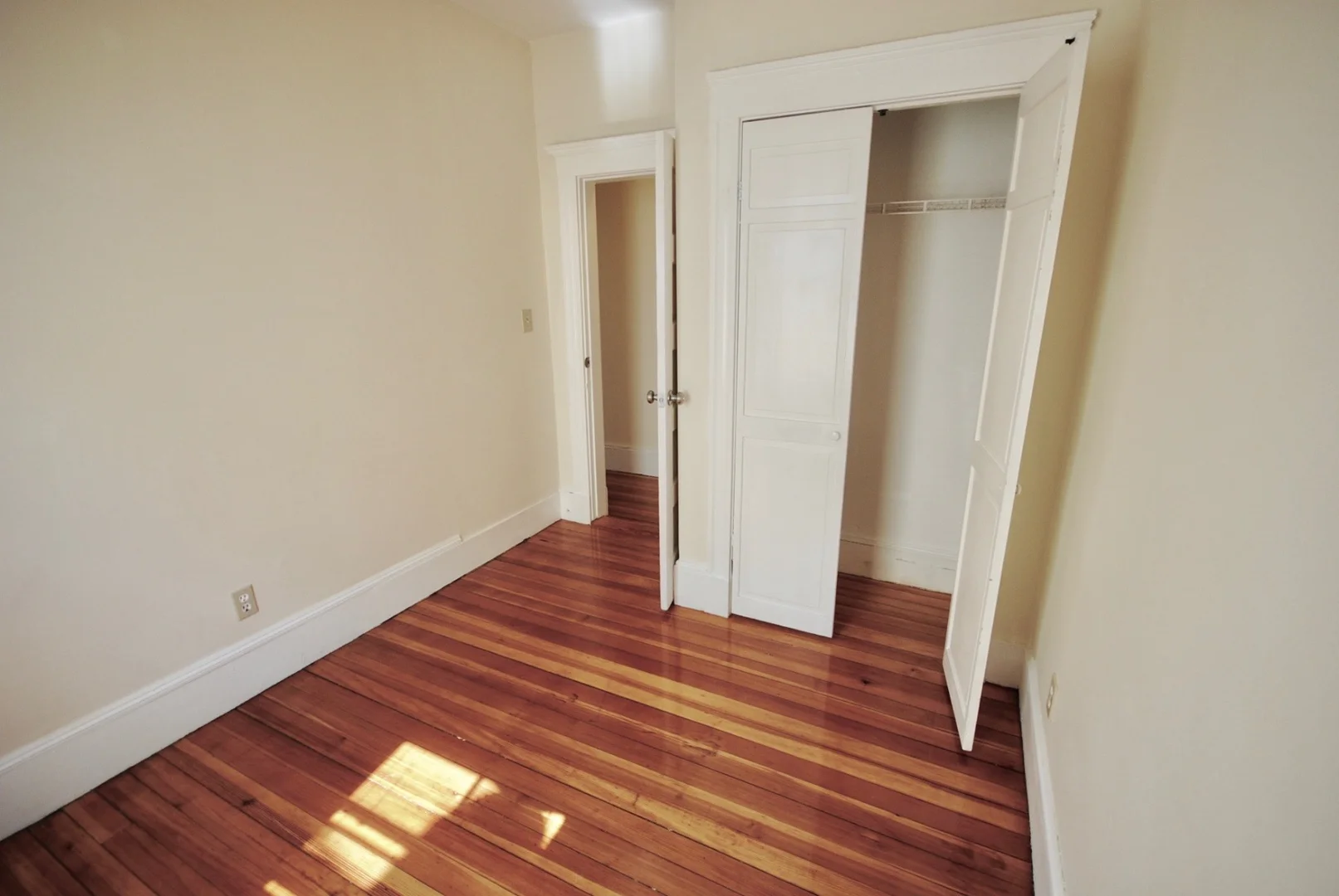 119, Lexington St., Unit 3R, East Boston, Boston, MA, 02128