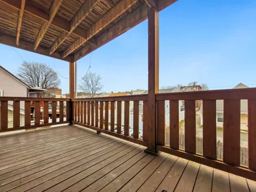 Evin tamamı Ikamet yerinde konumu 42, Fenton St., Unit 2, Dorchester, Boston, MA, 02122, 7 11 görüntüsü