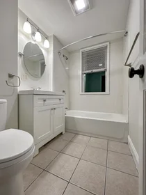 Toda a acomodação em residência em 55, Hollander St., Unit 3, Roxbury, Boston, MA, 02121, imagem 1 de 10