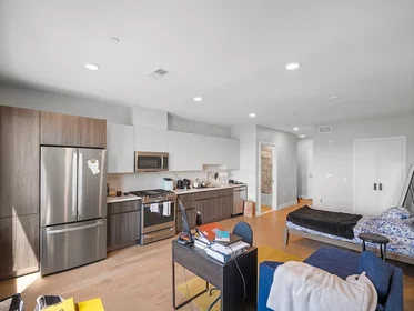 Studio in residence at 9, Central St., Unit 409, Spring Hill, Somerville, MA, 02143, image 3 of 14