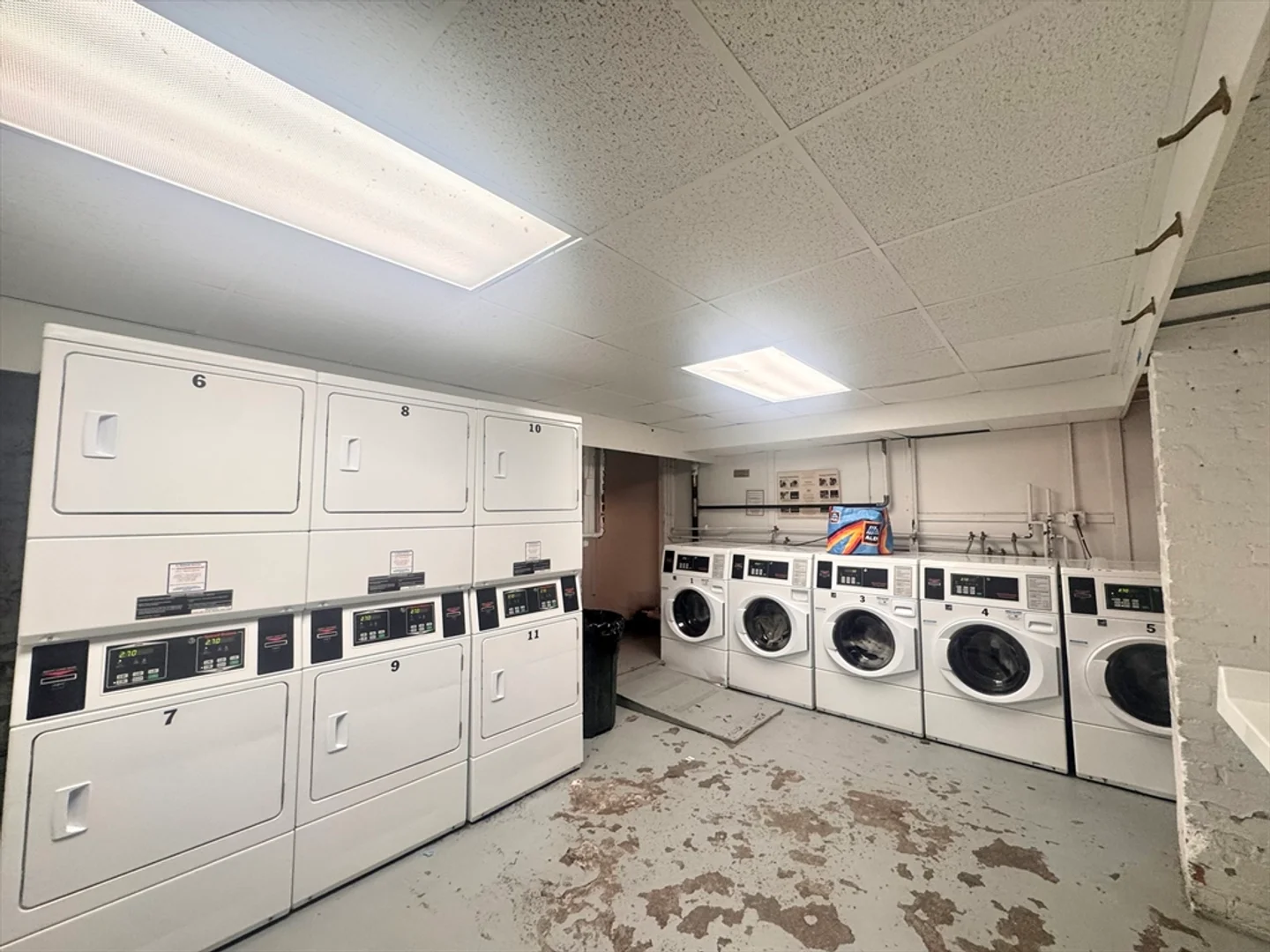 384, Riverway, Unit B, Mission Hill, Boston, MA, 02115