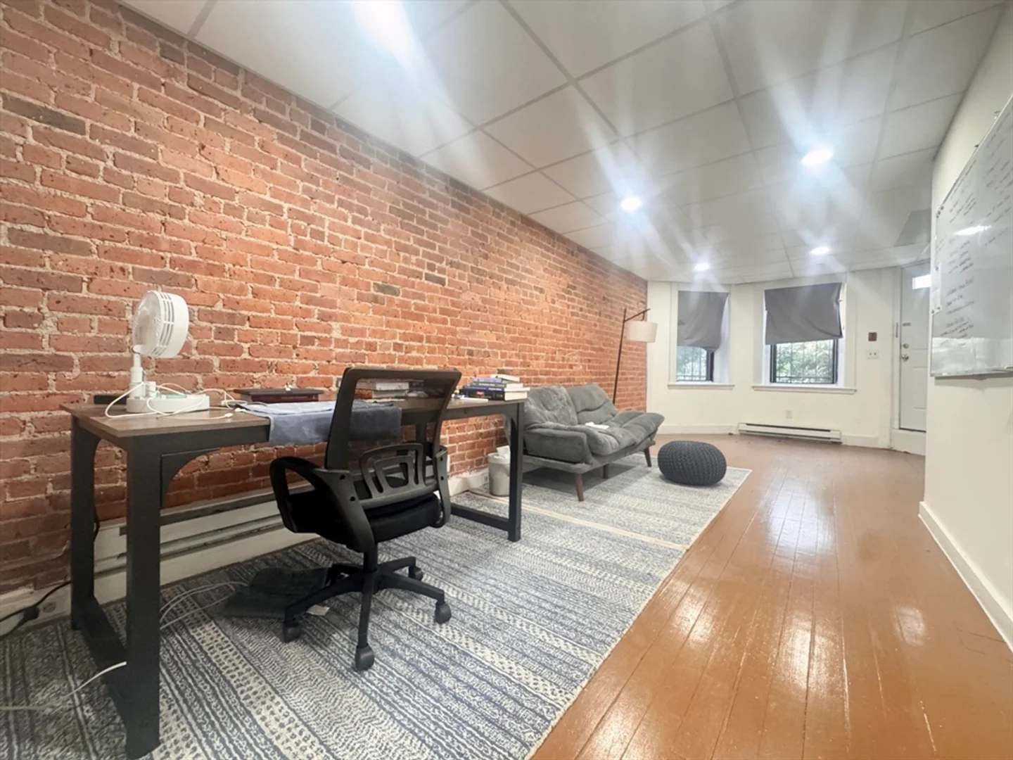 384, Riverway, Unit B, Mission Hill, Boston, MA, 02115