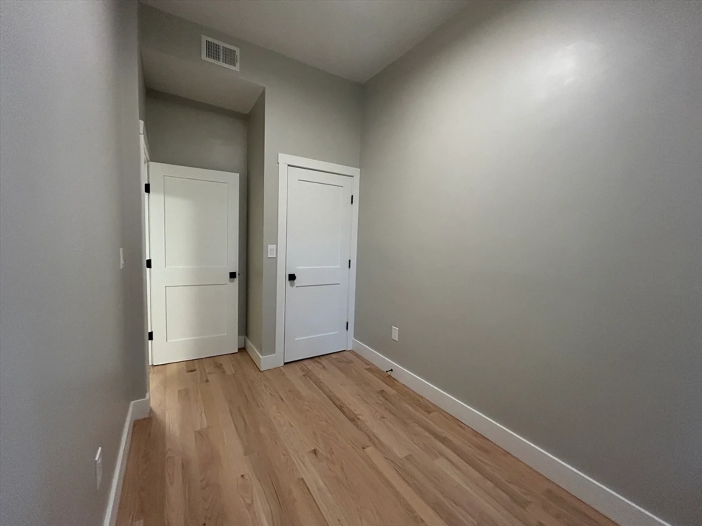 37, Delle Ave., Unit 3, Mission Hill, Boston, MA, 02120