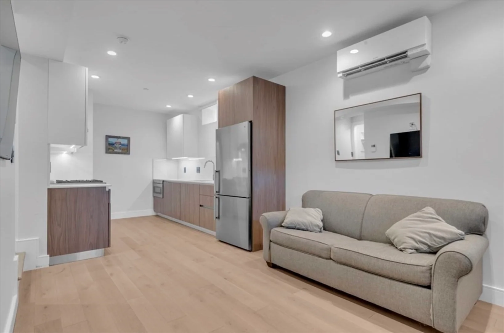 708, East 6th St., Unit 1, South Boston, Boston, MA, 02127