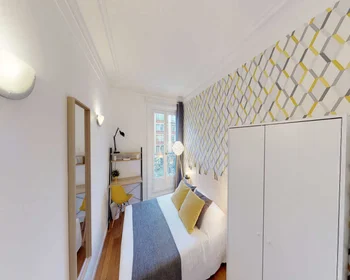 Chambre privée à 76, boulevard Saint Marcel, image 1 de 10