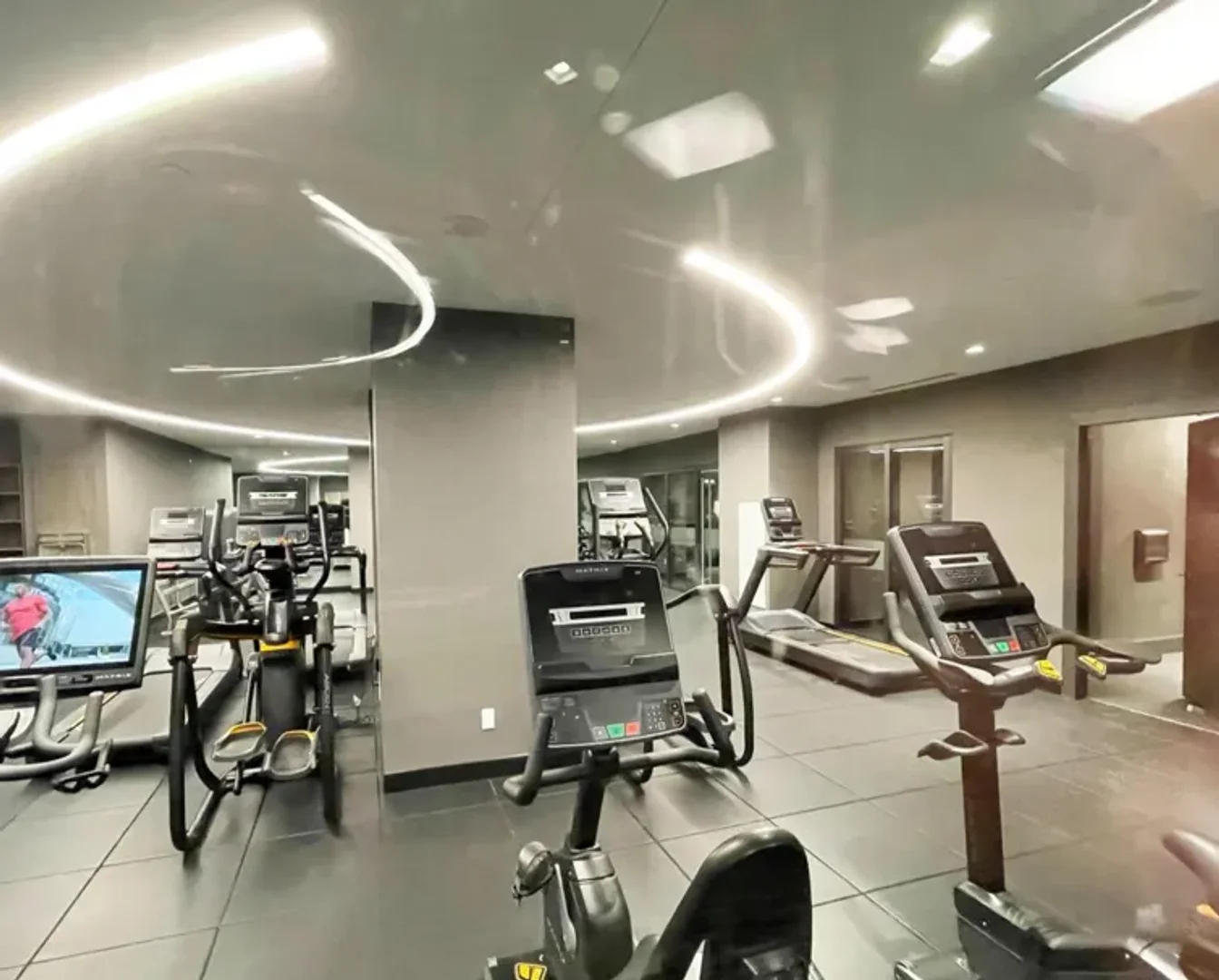  bölgesinde uygun konuma sahip ekonomik öğrenci odası