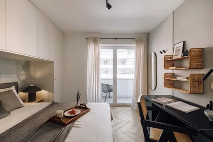 Gesamte Unterkunft in der Avenida Ressano Garcia 34, 1070-095 Lisboa, Portugal, bild 16 von 22