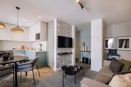 Gesamte Unterkunft in der Avenida Ressano Garcia 34, 1070-095 Lisboa, Portugal, bild 5 von 22