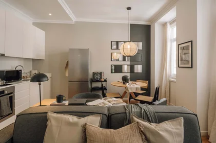 Logement entier à Tv. do Noronha 1, 1250-120 Lisboa, Portugal, image 9 de 23