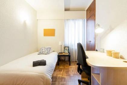 Chambre à louer avec lit double Badajoz