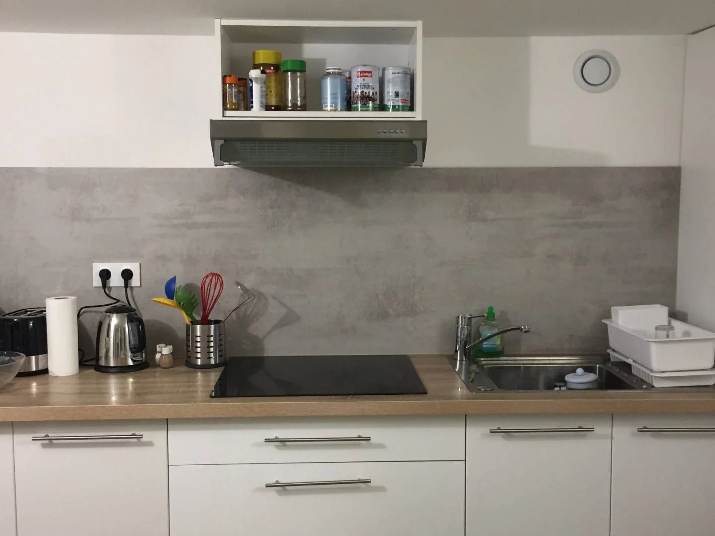 Budget-friendly student room close to campus in 