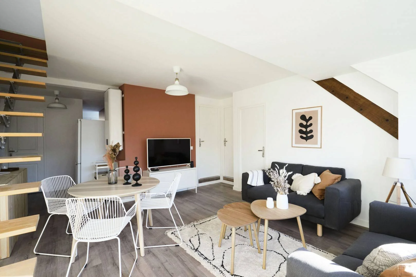 Quarto de estudante económico com localização conveniente em 