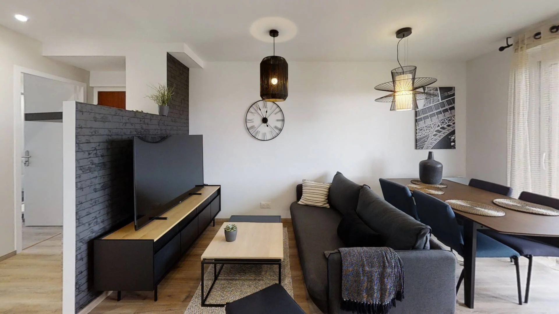 Quarto para alugar em apartamento de estudantes em , totalmente mobilado