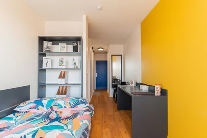 Stanza privata in Saint-Denis, 93200, immagine 1 di 7