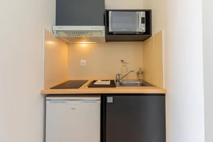 Stanza privata in residence in Saint-Denis, 93200, immagine 5 di 7