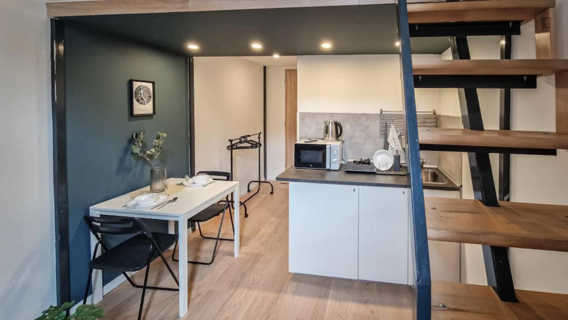 Studio moderne pour étudiants avec toutes les commodités dans 