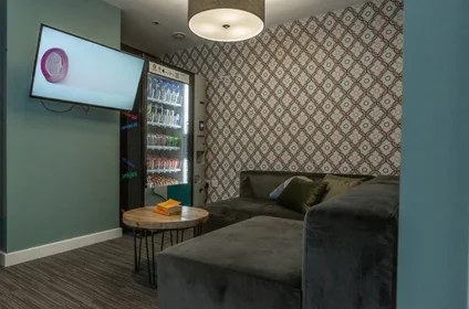 Studio in residence at Parham Rd, Canterbury CT1 1GA, United Kingdom                  , image 38 of 41