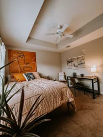 Gesamte Unterkunft in der 1050 Southern Dr, Columbia, SC 29201, United States, bild 1 von 10