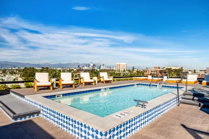 Appartamento intero in residence in 1069 W Exposition Blvd, Los Angeles, CA 90007, USA, immagine 22 di 22