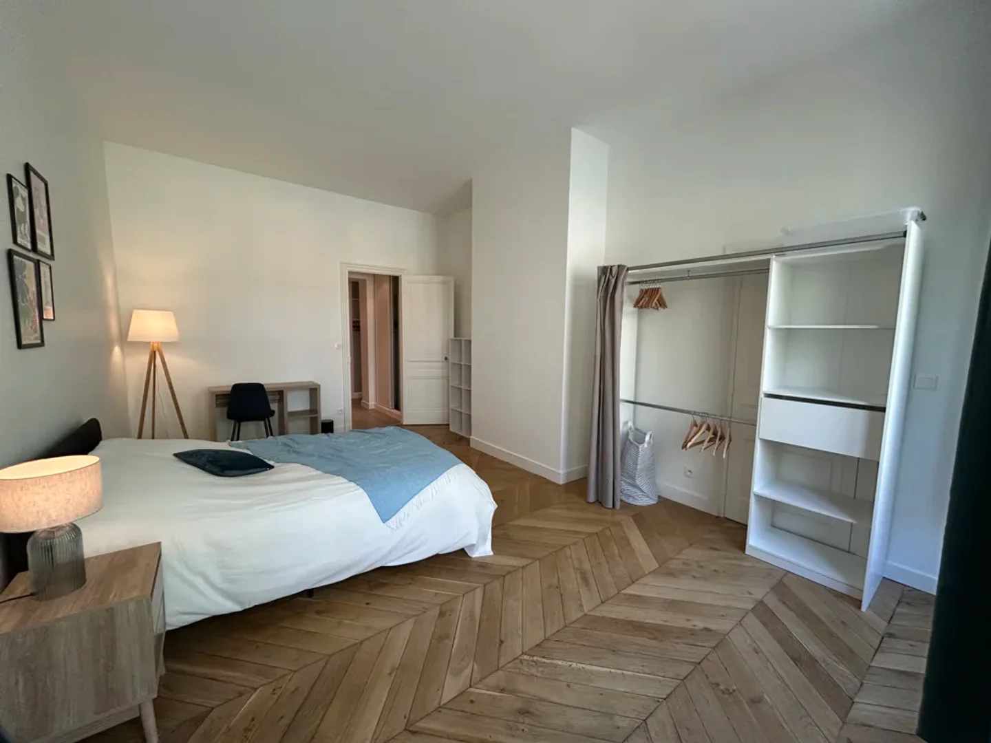Budget-friendly student room close to campus in 